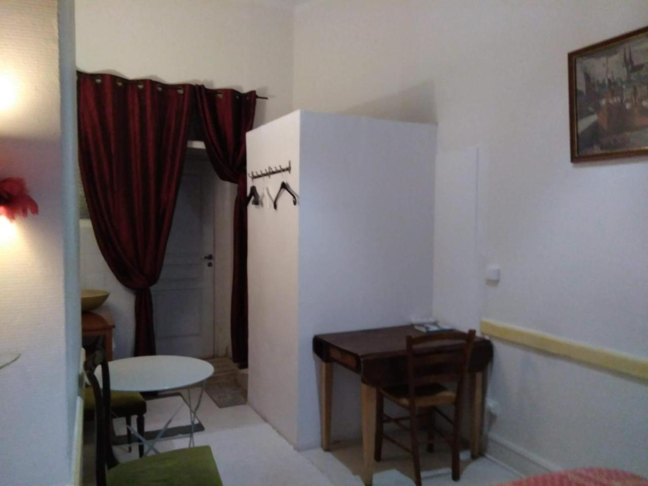 Chambres Les Soyeuses Lyon Exterior foto