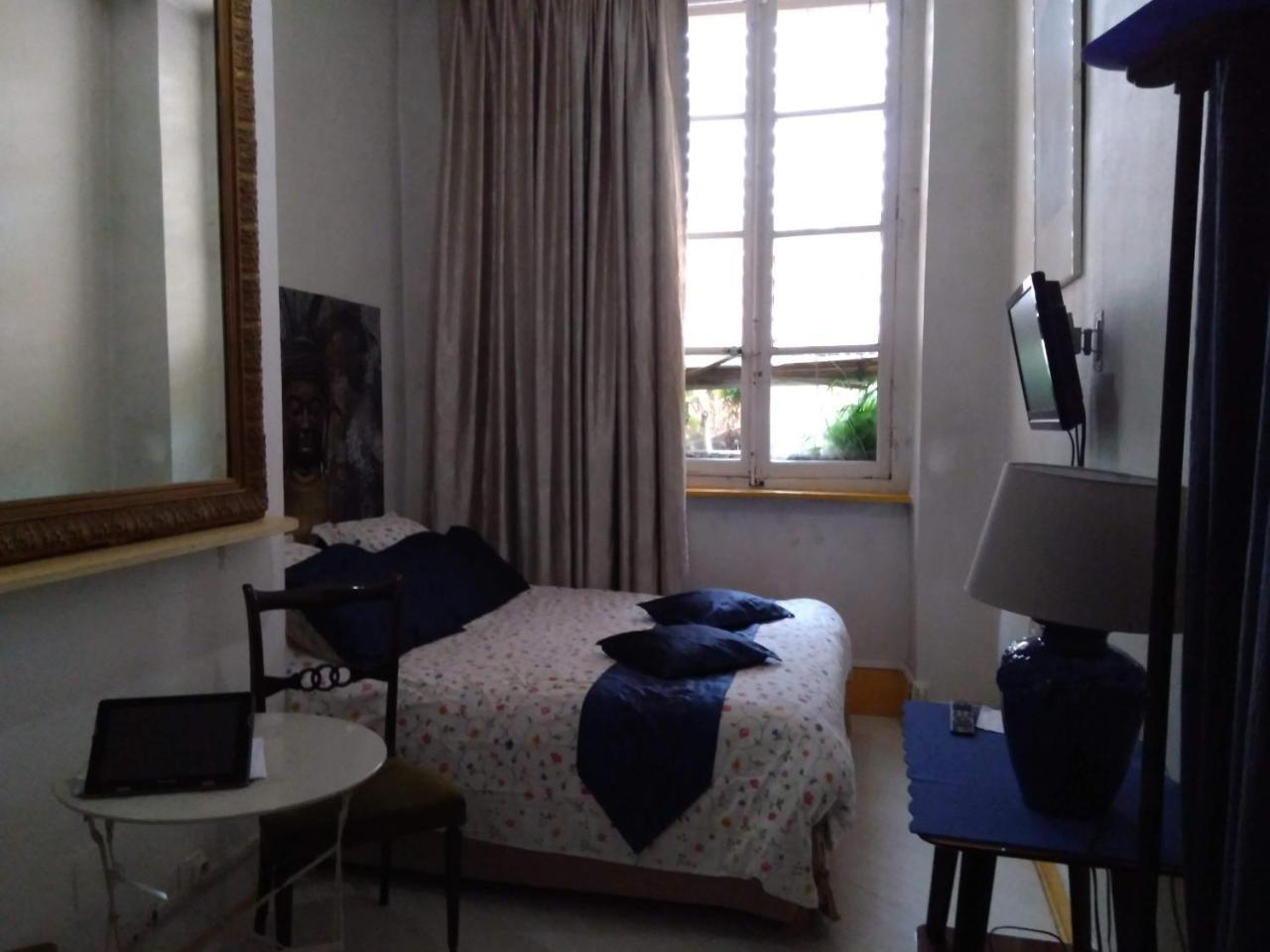Chambres Les Soyeuses Lyon Exterior foto